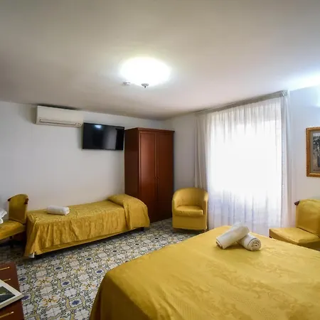 Centro Storico 酒店 3*