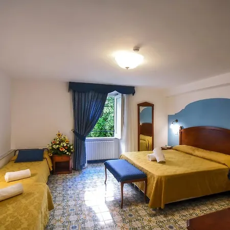 Otel Centro Storico 3*